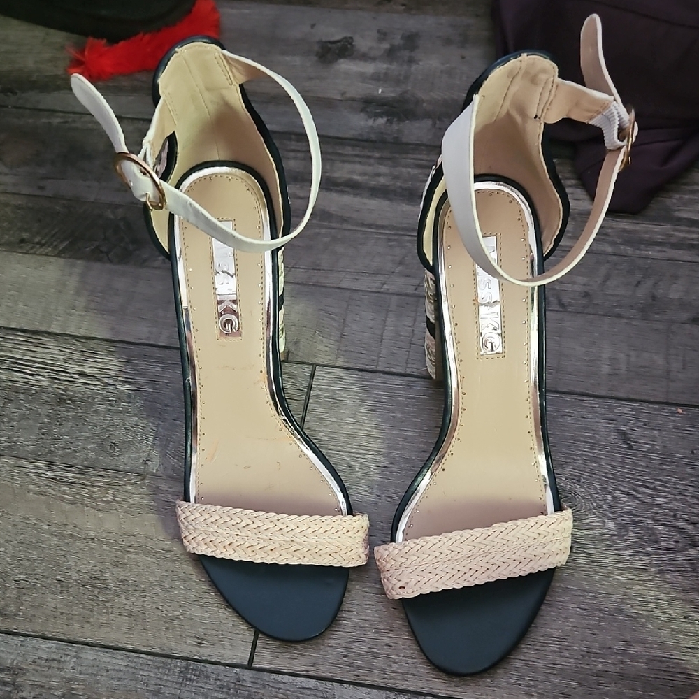 Miss KG Black and Cream Sandals Size/38/7 Has Some Wear On The Inside Of Shoes